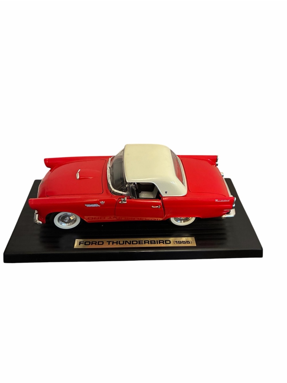 Red & Cream Die-Cast Model